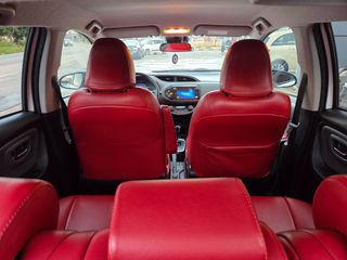 Toyota Yaris 2017 HYBRID AUTOMATIC-thumb-15