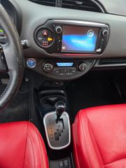 Toyota Yaris 2017 HYBRID AUTOMATIC-thumb-21