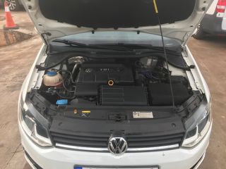 Volkswagen Polo 2015 BLUEMOTION TDI-thumb-47