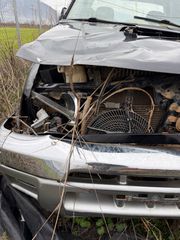 Nissan Navara 2000