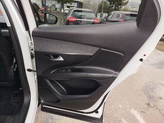 Peugeot 3008 2016 ALLURE EDITION-thumb-26