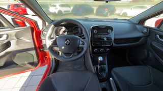 Renault Clio 2017-thumb-10