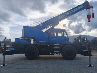 Γερανοί Kato 1990 KR-30HIII