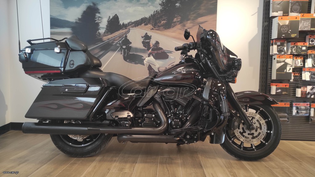 Harley Davidson CVO Street Glide 2011 HARLEY-DAVIDSON CVO ULTRA GLIDE