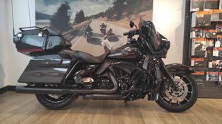 Harley Davidson CVO Street Glide 2011 HARLEY-DAVIDSON CVO ULTRA GLIDE