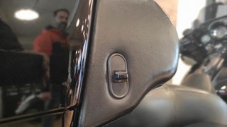 Harley Davidson CVO Street Glide 2011 HARLEY-DAVIDSON CVO ULTRA GLIDE-thumb-11