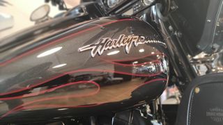 Harley Davidson CVO Street Glide 2011 HARLEY-DAVIDSON CVO ULTRA GLIDE-thumb-13
