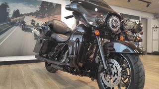 Harley Davidson CVO Street Glide 2011 HARLEY-DAVIDSON CVO ULTRA GLIDE-thumb-18