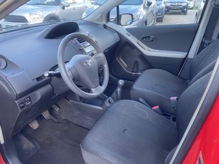 Toyota Yaris 2010 1.0 VVTI 5θυρο ΑΡΙΣΤΟ!-thumb-6