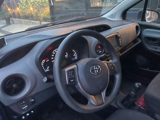 Toyota Yaris 2017 1.5 Benz-thumb-8