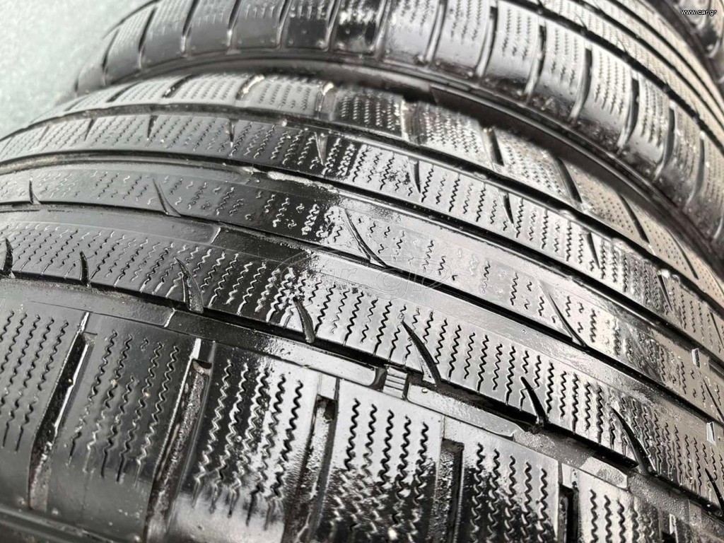 225/55/17  ECOWING ES31 KUMHO