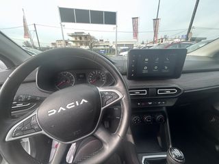Dacia Sandero 2023 1.0TCe 101psLPG Expresion-thumb-8
