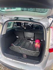 Renault Grand Scenic 2013