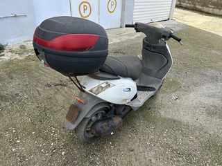 Piaggio ZIP 50 4T '10-thumb-2