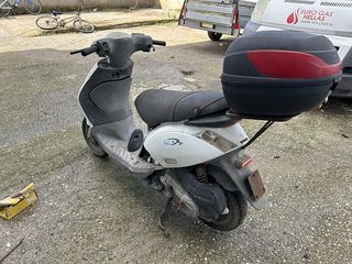 Piaggio ZIP 50 4T '10-thumb-3