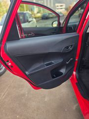 Toyota Verso-S 2015 DIESEL-thumb-8