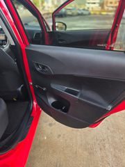 Toyota Verso-S 2015 DIESEL-thumb-15