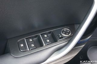Kia XCeed 2021 Dynamic, Hybrid 48v, Navi, Clima, Apple Android, Rear Camera-thumb-16