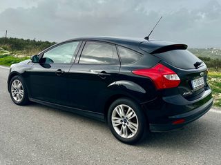 Ford Focus 2014 ECOBOOST-thumb-3