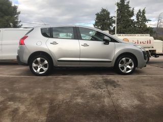 Peugeot 3008 2012 1.6 HDi Premium-thumb-3