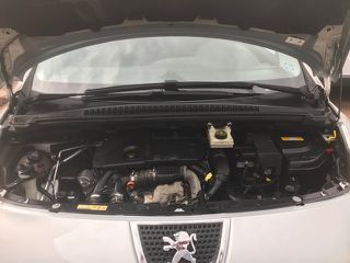 Peugeot 3008 2012 1.6 HDi Premium-thumb-38