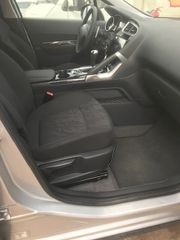 Peugeot 3008 2012 1.6 HDi Premium-thumb-25