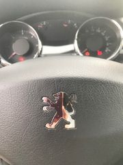 Peugeot 3008 2012 1.6 HDi Premium-thumb-32