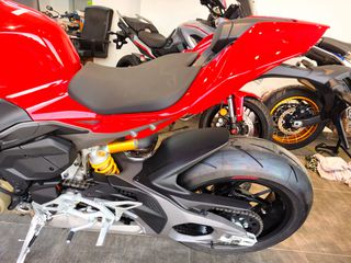 Ducati Streetfighter 2025 V4-thumb-6