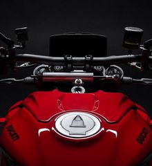 Ducati Streetfighter 2025 V4-thumb-18