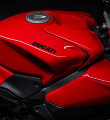 Ducati Streetfighter 2025 V4-thumb-19