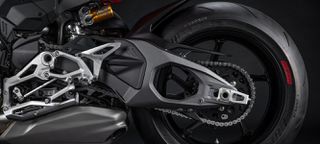 Ducati Streetfighter 2025 V4-thumb-21