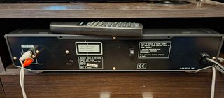 Sony CDP-XE200. CD PLAYER.-thumb-7
