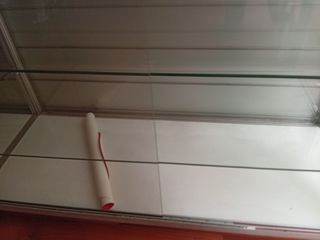 Γυάλινη προθήκη εμπορευμάτων-thumb-2