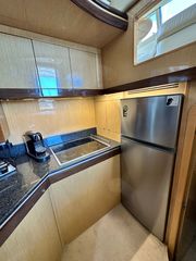 Ferretti 2005 550-thumb-5
