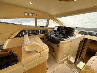 Ferretti 2005 550-thumb-8