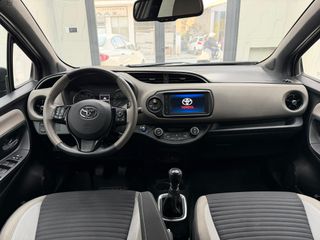 Toyota Yaris 2020-thumb-5