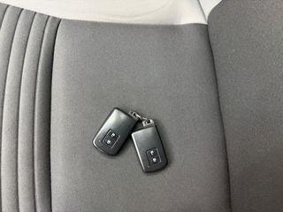 Toyota Yaris 2020-thumb-11