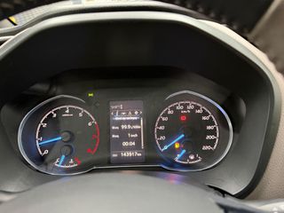 Toyota Yaris 2020-thumb-17