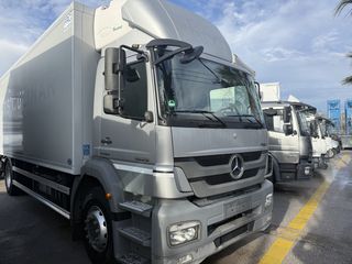 Ψυγείο Mercedes-Benz 2013 Axor 1826