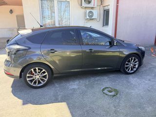 Ford Focus 2017 6Ταχυτο * Clima * Αυτόματο Παρκάρισμα-thumb-5
