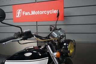 Yamaha SR 400 1982 Cafe Racer-thumb-11