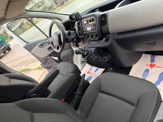 Κλούβα Renault 2017 Trafic ΕΠΩΛΗΘΗ-thumb-4
