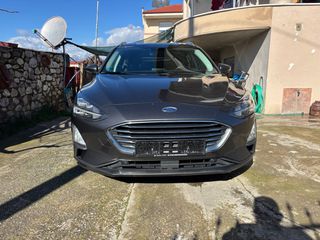 Ford Focus 2019-thumb-1