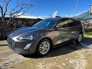 Ford Focus 2019-thumb-2