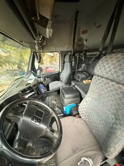 Volvo 2000 FH12-thumb-4