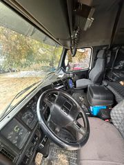 Volvo 2000 FH12-thumb-5