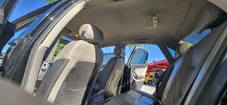 Audi A4 2001 quattro-thumb-41