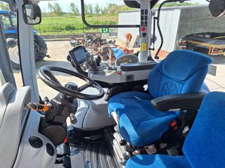 Τρακτέρ New Holland 2014 T 7.250 TLS SWII-thumb-11