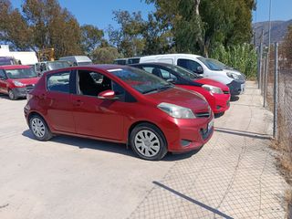 Toyota Yaris 2013 1.4  DIESEL-thumb-5