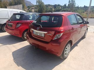 Toyota Yaris 2013 1.4  DIESEL-thumb-3